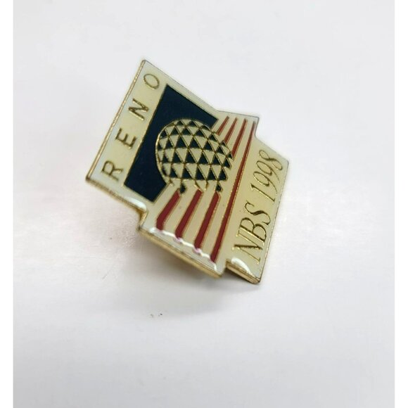 1998 Reno Flag Lapel Hat Pin National Bowling Stadium Red White Blue LI40 - Picture 2 of 4